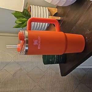 30 oz Orange & Pink Stanley Tumblr